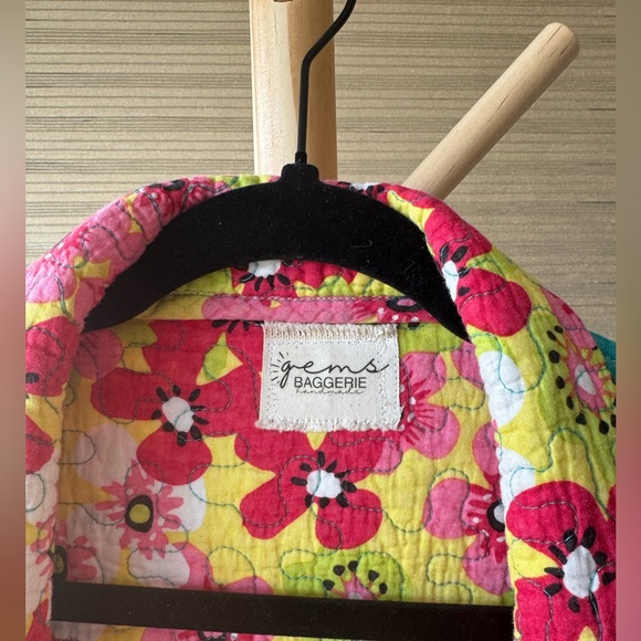 Upcycled Quilt Coat • Handmade • S/M • One of a Kind • Slow Fashion - Picture 3 of 12